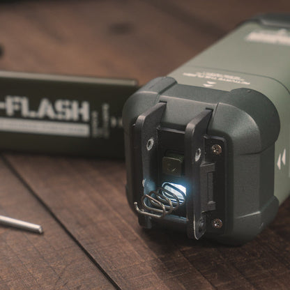 【雙倍野戰組】P-Flash 閃光彈行動電源